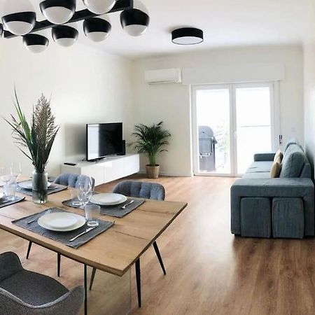 Caparica Beach House กอสตา ดา กาปาริกา ภายนอก รูปภาพ
